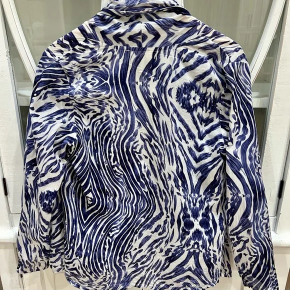 Dolma Blue & White Print Kimono, Sz M/L, Excellent Condition! - Picture 2 of 8